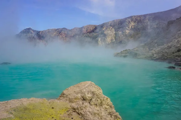 Bellissimo Lago Cratere Nel Vulcano Ijen — Foto Stock