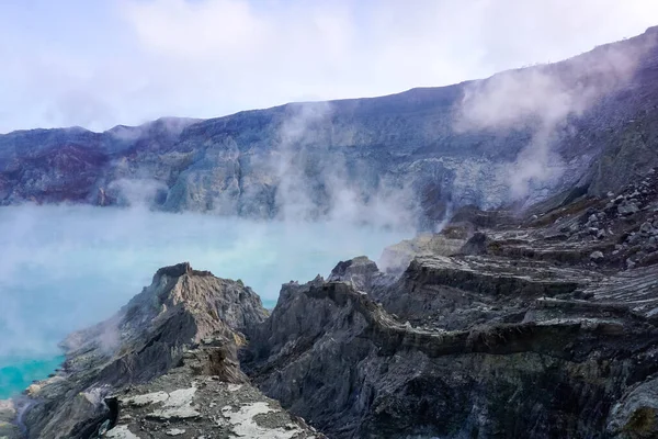 Bellissimo Lago Cratere Nel Vulcano Ijen — Foto Stock