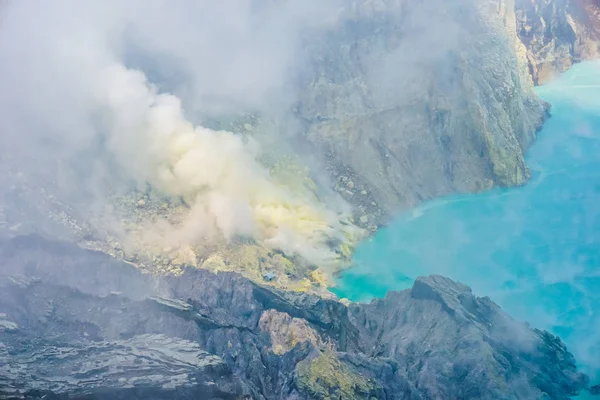 Bellissimo Lago Cratere Nel Vulcano Ijen — Foto Stock