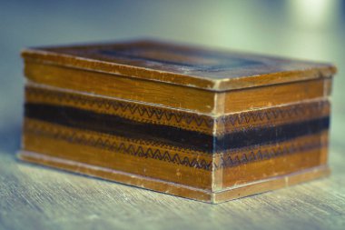 Antika ahşap mücevher kutusu mücevher ve mücevher için.