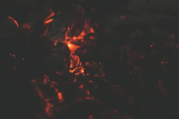 Glowing Red Hot Coals Fire Home Fireplace — Stock Photo, Image