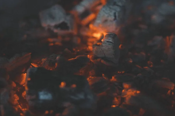 Glowing Red Hot Coals Fire Home Fireplace — Stock Photo, Image