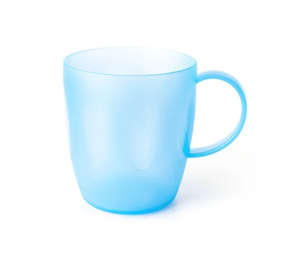 Tasse en plastique bleu sur fond blanc — Photo