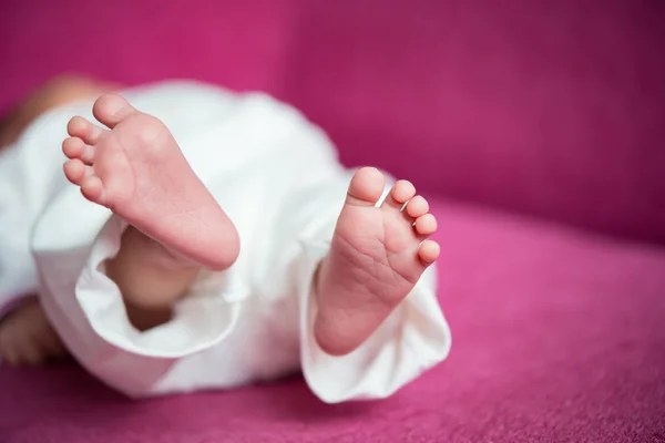 Newborn baby feet — Stock Photo, Image