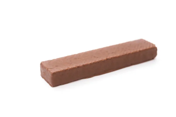 Seitenansicht Schokolade Wafer Block auf weißem Hintergrund — Stockfoto