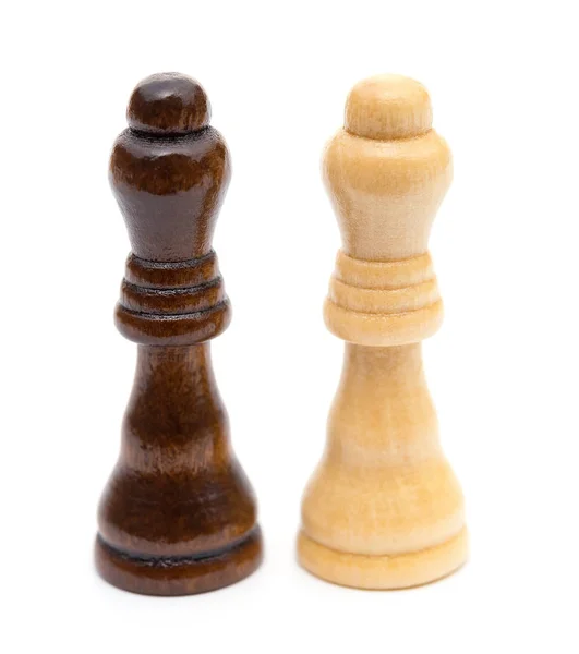 Chess Queens stand on white background — Stock Photo, Image