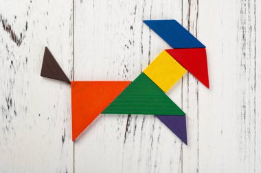 kopya alanı ile bir keçi şeklinde ahşap tangram