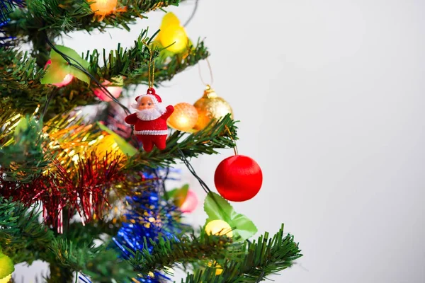 Fir Boom Met Kerstversiering — Stockfoto