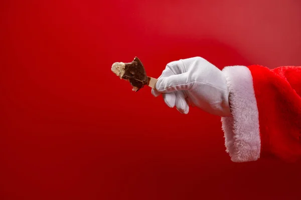 Santa Claus Sosteniendo Helado Con Sabor Chocolate Con Último Bocado — Foto de Stock