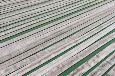 arka plan olarak katta yangın hortumlar