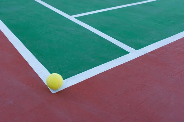 Tennis Ball Corner Hard Court — Stock Photo, Image