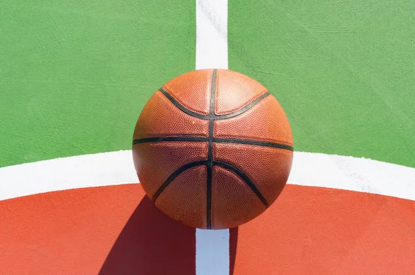 Basket Ball Sur Terrain Jeu Plein Air Dans Une Journée — Photo