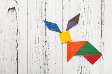 kopya alanı ile bir tavşan şeklinde ahşap tangram