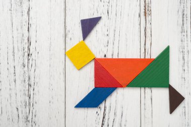 kopya alanı ile bir tavşan şeklinde ahşap tangram