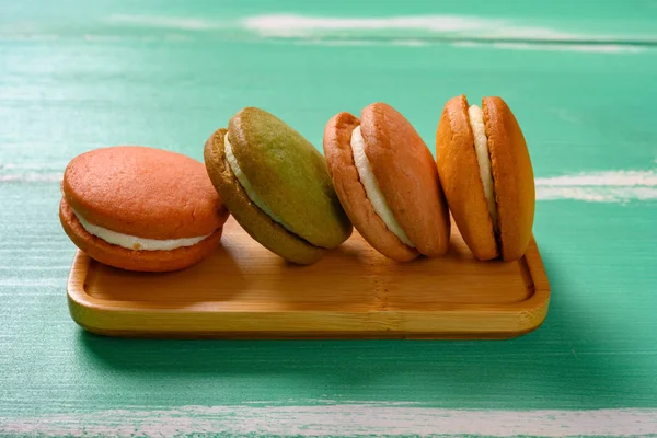 Side View Multi Color Macaroon Green Wood Table — Stock Photo, Image