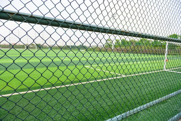 Campo Futebol Atrás Cerca — Fotografia de Stock