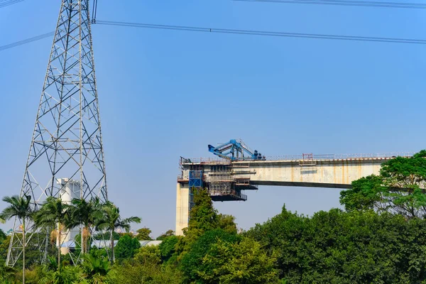 一天内正在修建的混凝土公路 — 图库照片