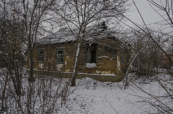 Stary Opuszczony Wiejski Dom — Zdjęcie stockowe