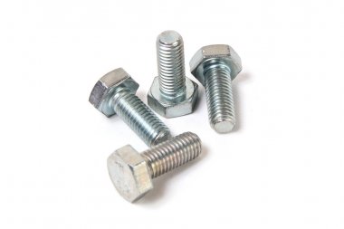 Metal çelik cıvata beyaz arka plan üzerinde izole