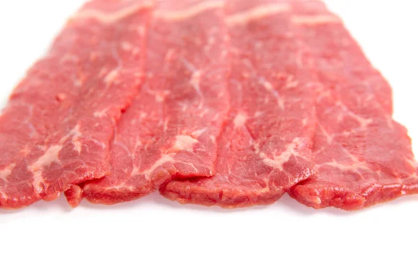 Stücke Gehacktes Rohes Rindfleisch Auf Weißem Hintergrund — Stockfoto