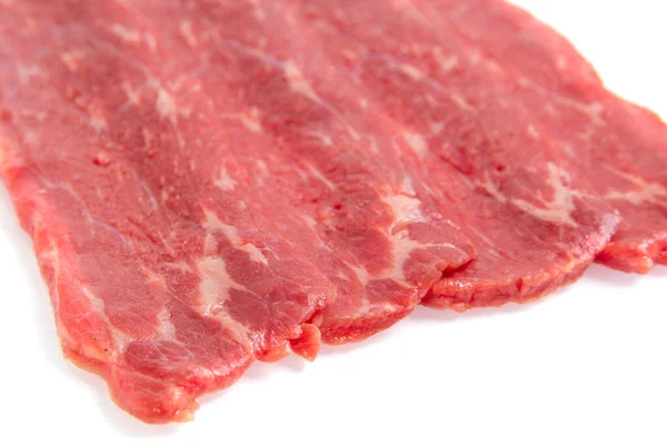 Нарезанное Мясо Говядины Белом Фоне — стоковое фото