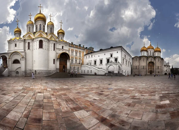 Соборная площадь в Москве — стоковое фото