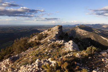 Los bağlantı noktaları dağlar