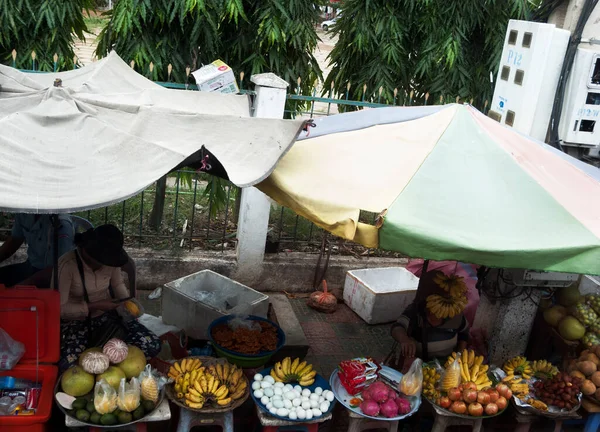 Cambodia August 2009 Food Vendors Main Roads Cambodia — Stock Photo, Image