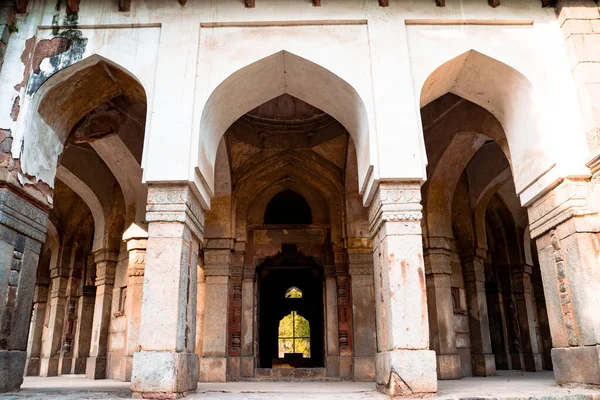 Arch λεπτομέρειες στον τάφο του sikandar lodi, που βρίσκεται στο Lodi Garde — Φωτογραφία Αρχείου
