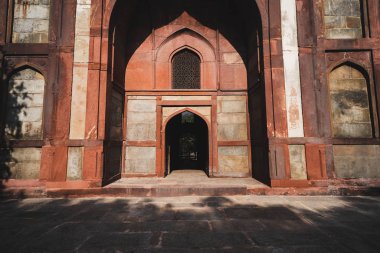 Yeni Delhi 'deki Humayan' ın Mezar Kompleksindeki Berber Mezarı.