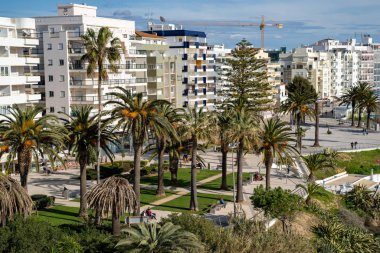 Armacao de Pera, Portekiz - 21 Ocak 2020: Apartman ve ev