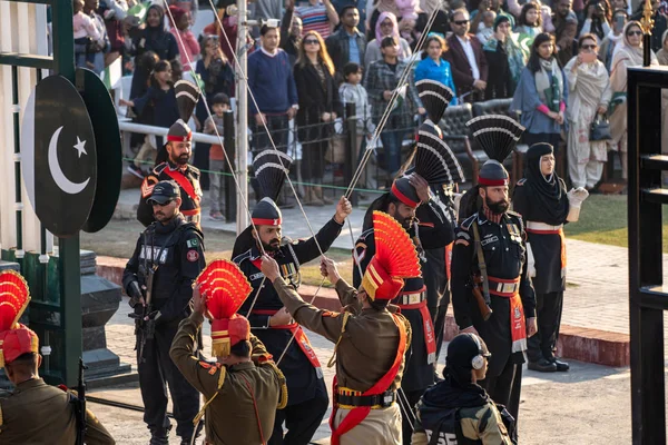 Amritsar Inde - 8 février 2020 : La Force de sécurité des frontières indiennes a — Photo