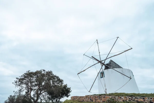 Mulino Vento Tradizionale Portoghese Vicino Alla Città Odeceixe Algarve Portogallo — Foto Stock