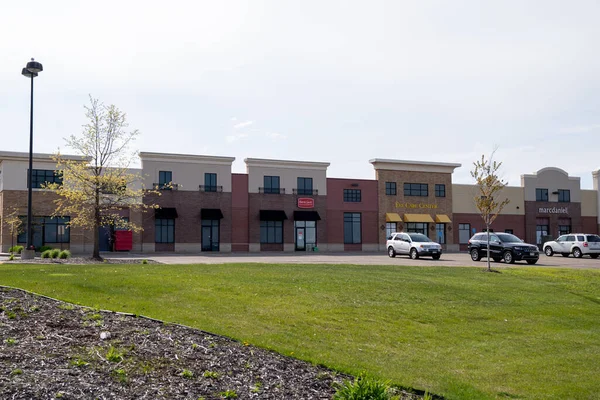 Maple Grove Minnesota Maj 2020 Utsikt Över Ett Köpcentrum Och — Stockfoto