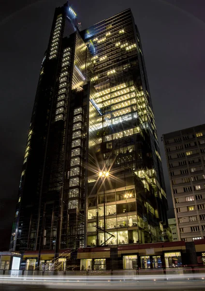 Высотное Здание Центр Варшавского Ночного Города Бизнес Центр Варшава Польше — стоковое фото