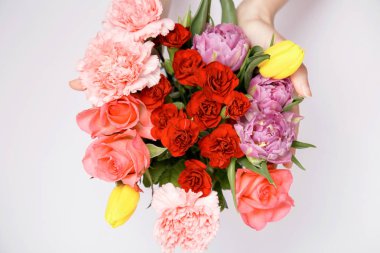 Renkli yapay buket, işlem rengi tonda