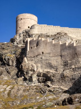 Kuzey Umman 'daki Al Hazin Kalesi' nin duvarları