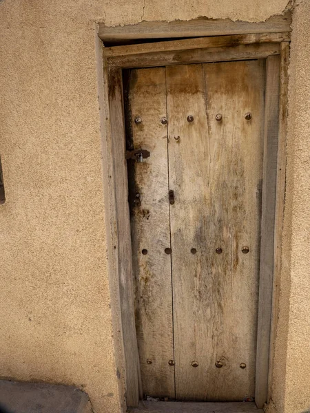 Dřevěné Dveře Starých Domů Vesnička Horách Omán — Stock fotografie