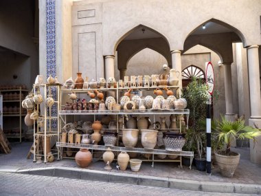 NIZWA, OMAN, 1 Mart 2020 En eski Ummani şehirlerinden biri, eski alışveriş merkezi, 1 Mart 2020, Nizwa, Umman