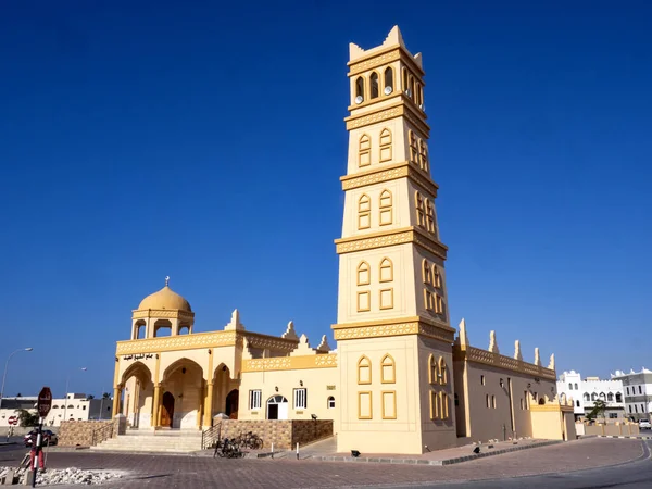 Hermosa Mezquita Con Minarete Cuadrado Dhofar Omán — Foto de Stock