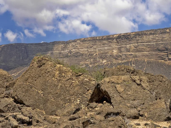 Krásné Zátoky Jihu Ománu Jsou Lemovány Vysokými Horami — Stock fotografie