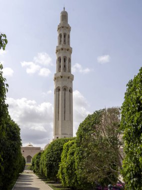 Sultan Qaboos 'un önündeki çiçek tarhları Büyük Cami, Muscat Umman