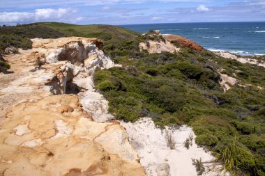 Kumlu plajların güzelliği Yeni Zelanda 'nın 150 km' lik güney adası.