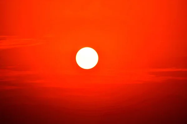 Красота восходящего солнца — стоковое фото