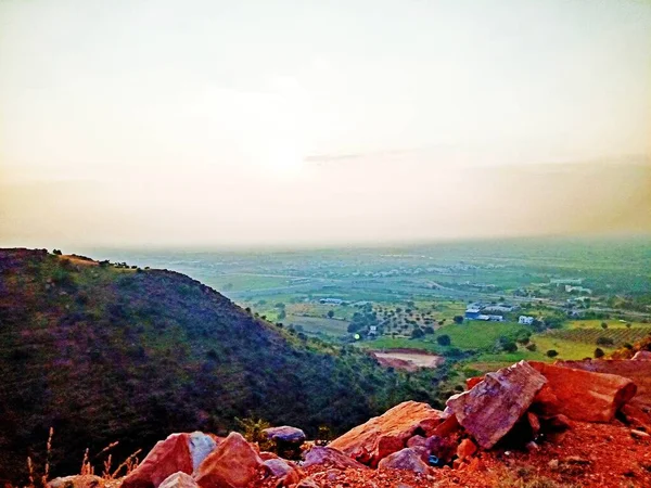 Hügel Und Schöne Landschaft — Stockfoto