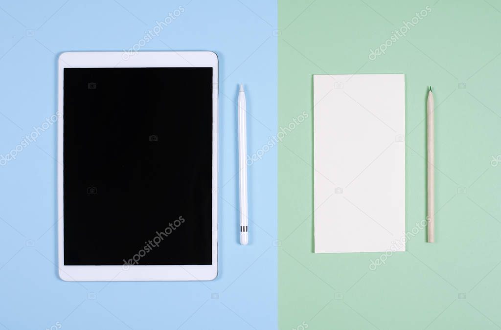 Digital detox. Choose between a tablet and a paper notebook.