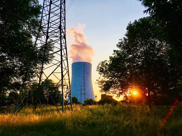 Kraftwerk Der Stadt Industrielle Städtische Warmturmlandschaft — Stockfoto