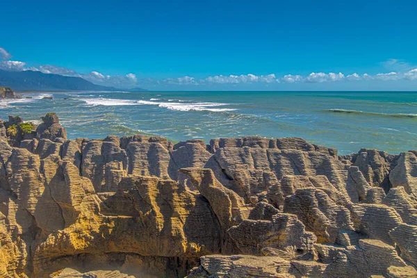 Sedimentary Rocks Coast Tasmanian Sea New Zealand Royalty Free Stock — Stock Photo, Image