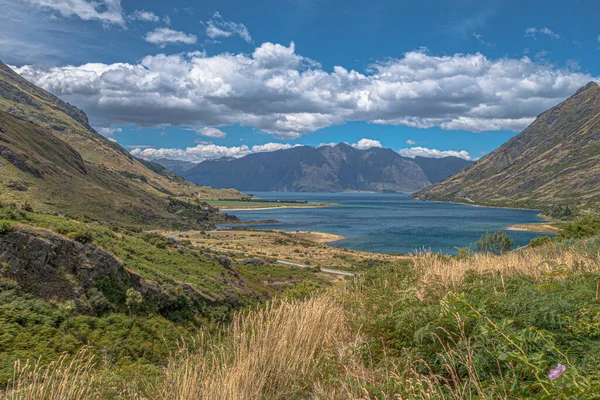 Lago Hawea Con Hermosos Paisajes Montaña Nueva Zelanda Posible Motivo —  Fotos de Stock