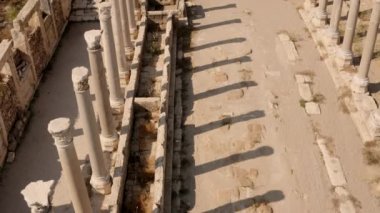 Perge, tarihi bir şehrin eski kalıntıları. Türkiye, Antalya 'ya yakın
